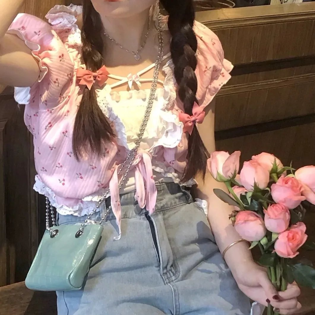 光州灯塔 海报
